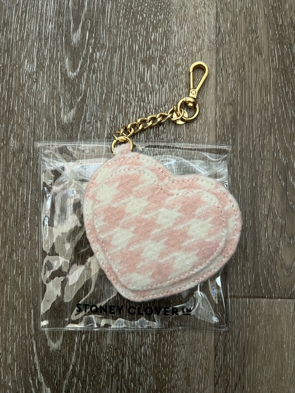 Stoney Clover Lane Pink & Cream Houndstooth Heart Key Charm